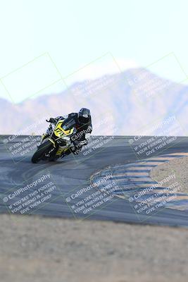 media/Nov-16-2024-CVMA (Sat) [[0e4bb1f32f]]/Race 11-Amateur Supersport Open/